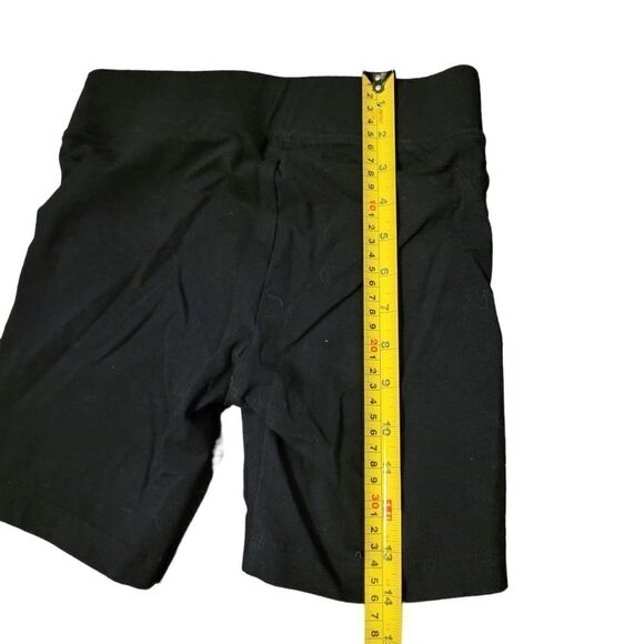 2/$20 Danskin Pure Black Bike Shorts Pants Size: XS - Picture 3 of 5
